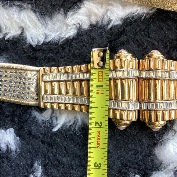 Vintage 1980’s Judith Leiber Gold Crystal Belt. (mc) - Picture 14 of 16